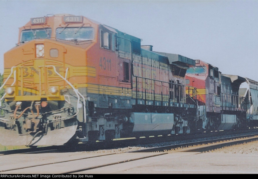 BNSF 4311 East